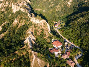 Bulgaristan 'ın tarihi Melnik kenti Blagoevgrad bölgesinin Panoraması
