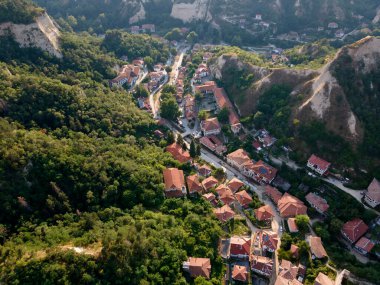 Bulgaristan 'ın tarihi Melnik kenti Blagoevgrad bölgesinin Panoraması