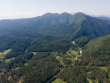 Popovi Livadi Alanı 'nın havadan görünüşü, Pirin Dağı, Bulgaristan