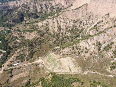 Kresna kum piramitlerinin hava manzarası, Blagoevgrad bölgesi, Bulgaristan