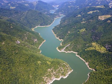 Bulgaristan 'ın Smolyan Bölgesi, Tsankov kamak Barajı' nın hava manzarası