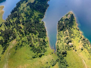 Bulgaristan 'ın Smolyan Bölgesi, Dospat Reservoir hava manzarası