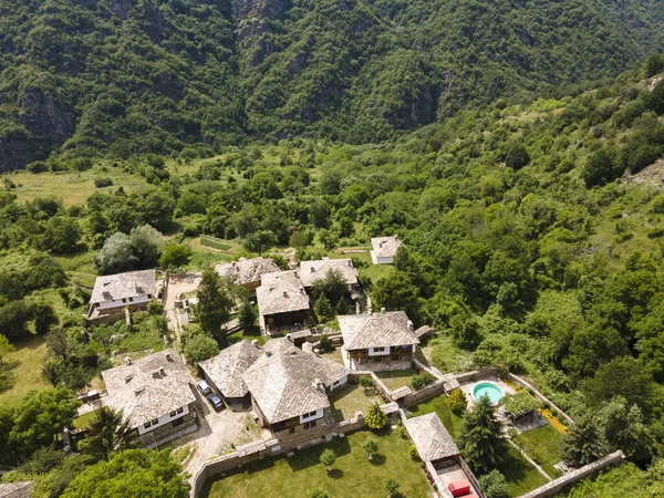 Vue Aérienne Village Kovachevitsa Avec Authentiques Maisons Xixe Siècle Région — Photo