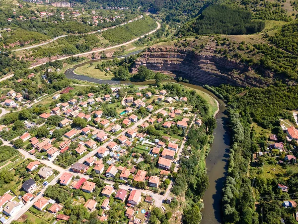 Vista Aérea Del Pueblo Tserovo Montañas Los Balcanes Bulgaria — Foto de Stock