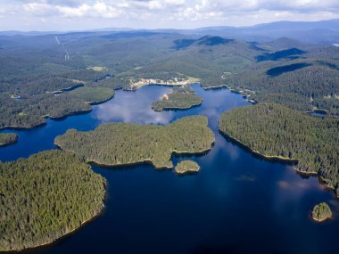 Shiroka polyana (Geniş çayır) Reservoir, Pazardzhik Bölgesi, Bulgaristan
