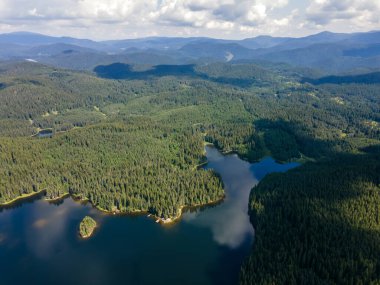Shiroka polyana (Geniş çayır) Reservoir, Pazardzhik Bölgesi, Bulgaristan