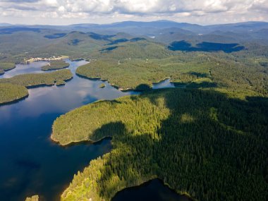 Shiroka polyana (Geniş çayır) Reservoir, Pazardzhik Bölgesi, Bulgaristan