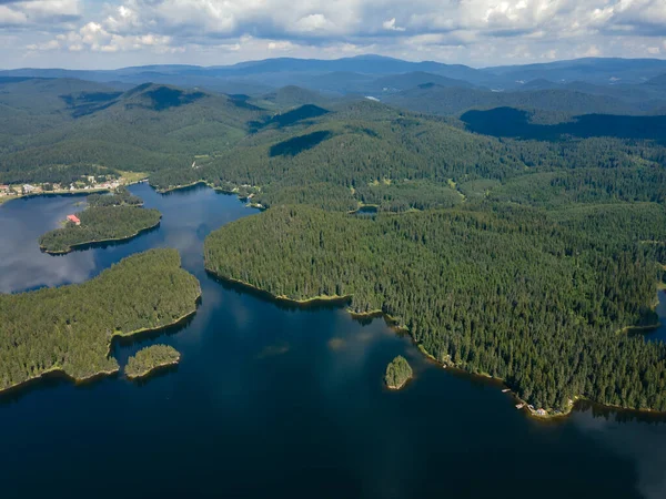 Shiroka polyana (Geniş çayır) Reservoir, Pazardzhik Bölgesi, Bulgaristan