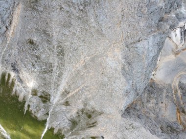 Vihren Tepesi 'nin hava manzarası, Pirin Dağı, Bulgaristan