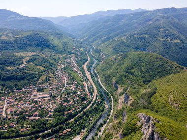 Iskar Nehri Boğazı, Balkan Dağları, Bulgaristan 'ın hava manzarası