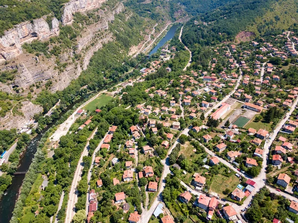 Iskar Nehri Boğazı, Balkan Dağları, Bulgaristan 'ın hava manzarası