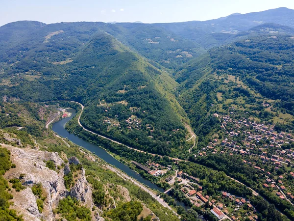Iskar Nehri Boğazı, Balkan Dağları, Bulgaristan 'ın hava manzarası