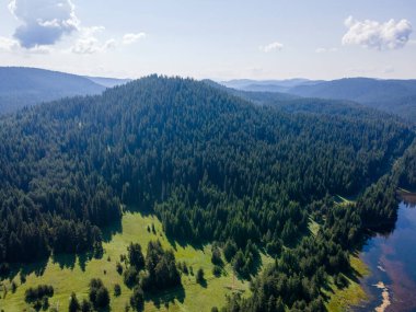 Bulgaristan 'ın Beglika Reservoir, Pazardzhik bölgesinin hava manzarası