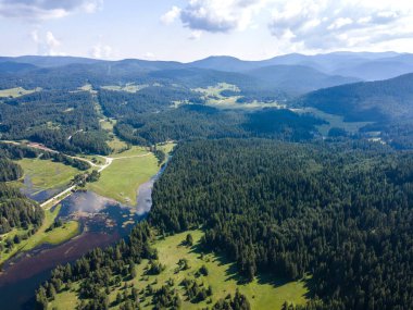 Bulgaristan 'ın Beglika Reservoir, Pazardzhik bölgesinin hava manzarası
