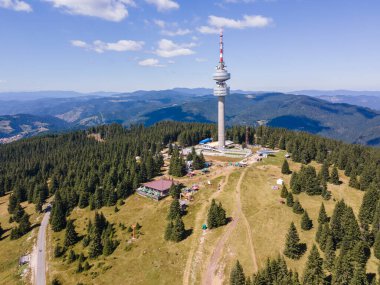 Rodop Dağları ve Snezhanka Kulesi, Smolyan Bölgesi, Bulgaristan