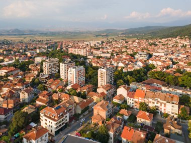 Bulgaristan 'ın Petrich, Blagoevgrad bölgesinin hava gün batımı manzarası