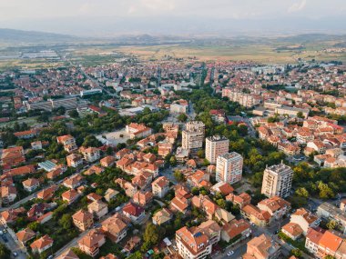 Bulgaristan 'ın Petrich, Blagoevgrad bölgesinin hava gün batımı manzarası