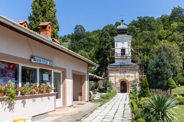 CRKVENAC, SERBIA - 13 Ağustos 2019: Crkvenac, Sumadija ve Batı Sırbistan yakınlarındaki Milkov (Milkovo) Manastırı