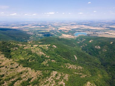 Bulgaristan 'ın Filibe Bölgesi' ndeki Oreshets Köyü yakınlarındaki Rodop Dağları 'nın hava manzarası