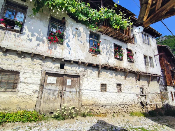 Pueblo Delchevo Con Casas Auténticas Del Siglo Xix Región Blagoevgrad —  Fotos de Stock