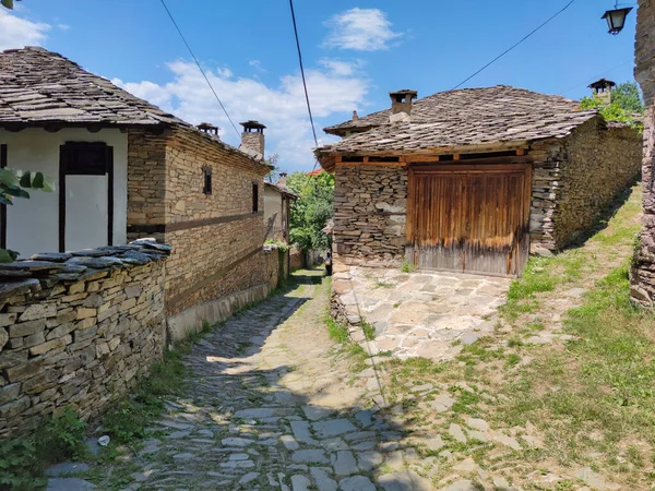 Vesnice Leshten Autentickými Domy Devatenáctého Století Blagoevgrad Region Bulharsko — Stock fotografie