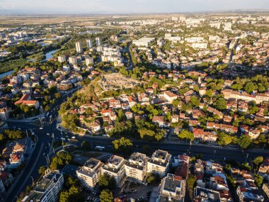 Bulgaristan 'ın Filibe kentinin hava gün batımı manzarası