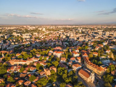Bulgaristan 'ın Filibe kentinin hava gün batımı manzarası