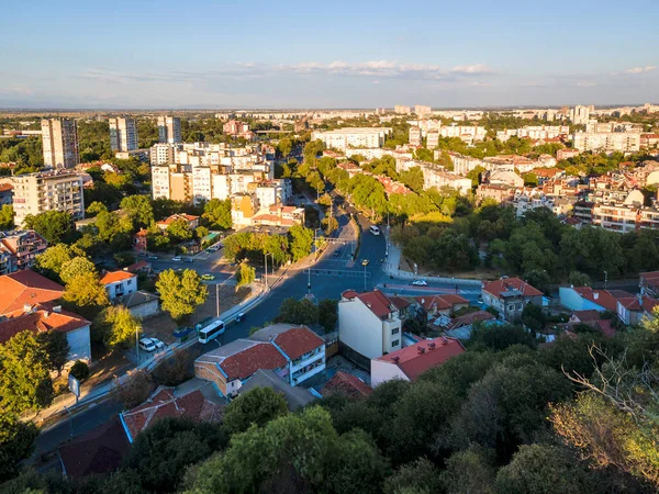 Vista Aérea Pôr Sol Cidade Plovdiv Bulgária — Fotografia de Stock