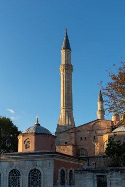 İSTANBUL, TURKEY - 27 Temmuz 2019: İstanbul, Türkiye 'deki Ayasofya Müzesi' nin günbatımı