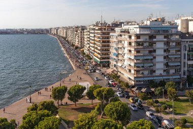 THESSALONIKI, GREECE - 22 Eylül 2019: Beyaz Kule 'den Selanik, Orta Makedonya, Yunanistan' a panoramik manzara