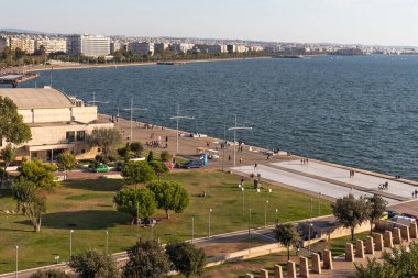 THESSALONIKI, GREECE - 22 Eylül 2019: Beyaz Kule 'den Selanik, Orta Makedonya, Yunanistan' a panoramik manzara