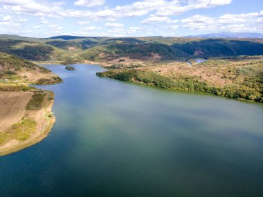 Bulgaristan 'ın Pernik Bölgesi, Pchelina Reservoir havadan görüşü