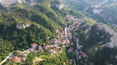 Melnik kum piramitlerinin hava manzarası, Blagoevgrad bölgesi, Bulgaristan