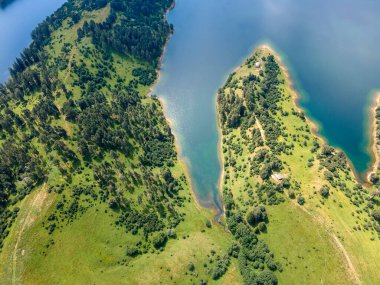 Bulgaristan 'ın Smolyan Bölgesi, Dospat Reservoir hava manzarası