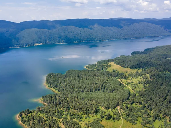 Bulgaristan 'ın Smolyan Bölgesi, Dospat Reservoir hava manzarası