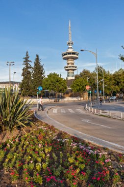 THESSALONIKI, GREECE - 22 Eylül 2019: Selanik, Orta Makedonya, Yunanistan 'daki OTE Kulesi' nin günbatımı