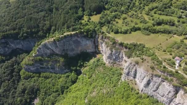 Aerial View Skaklya Waterfall Village Zasele Balkan Mountains Bulgaria — Stock Video