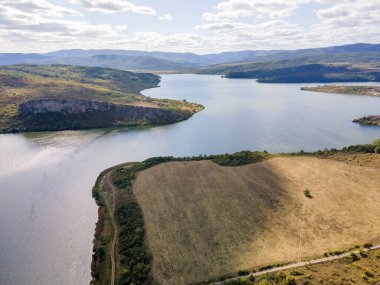 Pchelina Reservoir, Pernik Bölgesi, Bulgaristan
