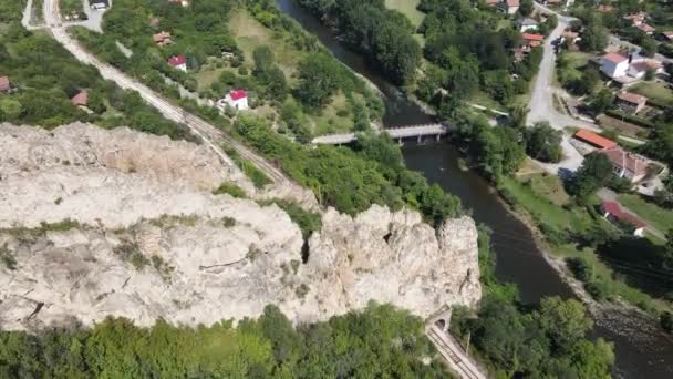 Luchtfoto Van Rotsformaties Ritlite Bij Iskar River Gorge Balkangebergte Bulgarije — Stockvideo
