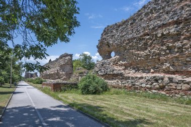 Bulgaristan 'ın Filibe Bölgesi' ndeki Hisarya kasabası Diocletianopolis antik Roma kentinin tahkimatları