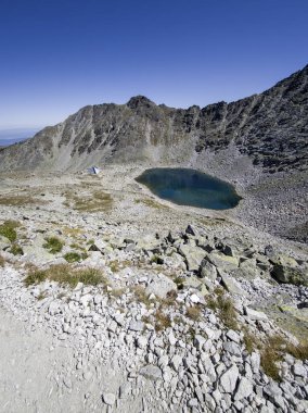 Bulgaristan 'ın Musala zirvesi etrafındaki Rila Dağı' nın yaz manzarası