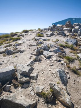 Bulgaristan 'ın Musala zirvesi etrafındaki Rila Dağı' nın yaz manzarası