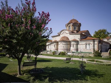 Orta Makedonya ve Yunanistan 'ın Katerini kenti yakınlarındaki Suriyeli Hosios Efrem Manastırı Panoraması