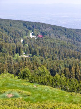 Bulgaristan 'ın Vitosha Dağı' nın Muhteşem Bahar Panoraması