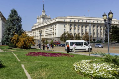 SOFYA, BULGARIA - 13 Eylül 2025: Bulgaristan 'ın Sofya Şehir Merkezi Panoramik Görünümü