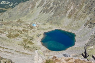 Bulgaristan 'ın Musala tepesi çevresindeki Rila Dağı' nın İnanılmaz Yaz Manzarası