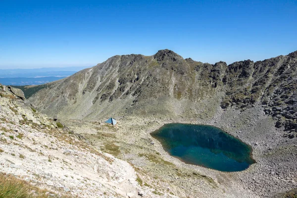 Bulgaristan 'ın Musala tepesi çevresindeki Rila Dağı' nın İnanılmaz Yaz Manzarası