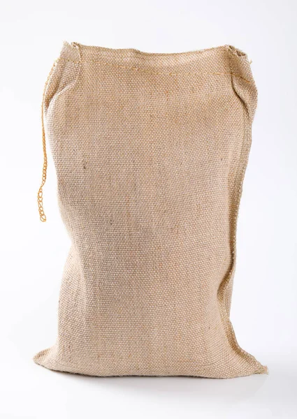 Geschlossener Burlap Sack Auf Weißem Hintergrund — Stockfoto