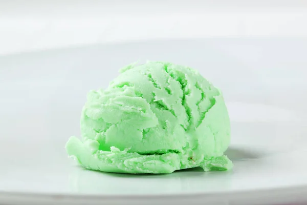 Cuchara Helado Verde Plato — Foto de Stock