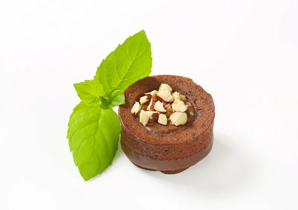 Ciasto mini czekolada z orzechami laskowymi — Zdjęcie stockowe